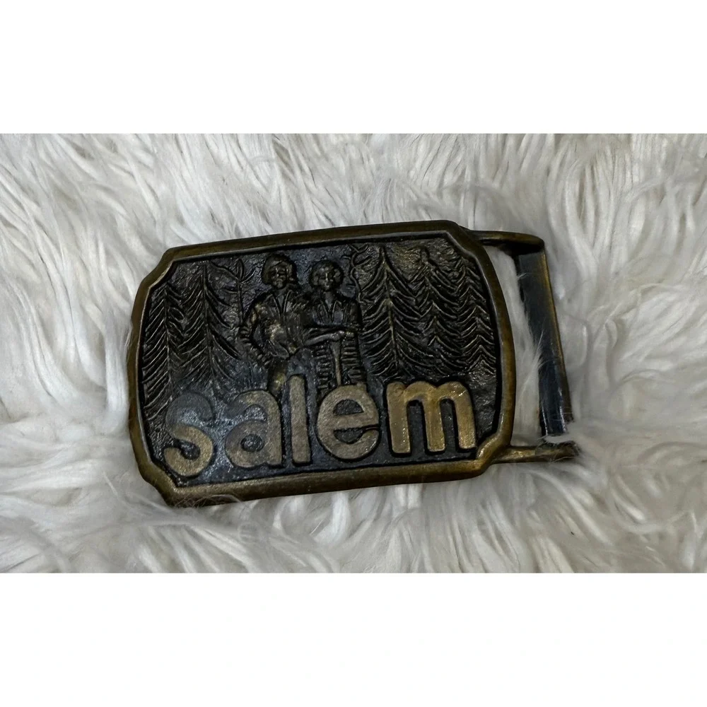 Vintage Salem Cigarettes Belt Buckle Brass Tone Tobacco Promo Forest Couple